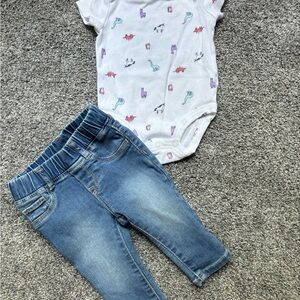 5/$15 Carter's White Dinosaur Onesie and Blue Denim Pants
